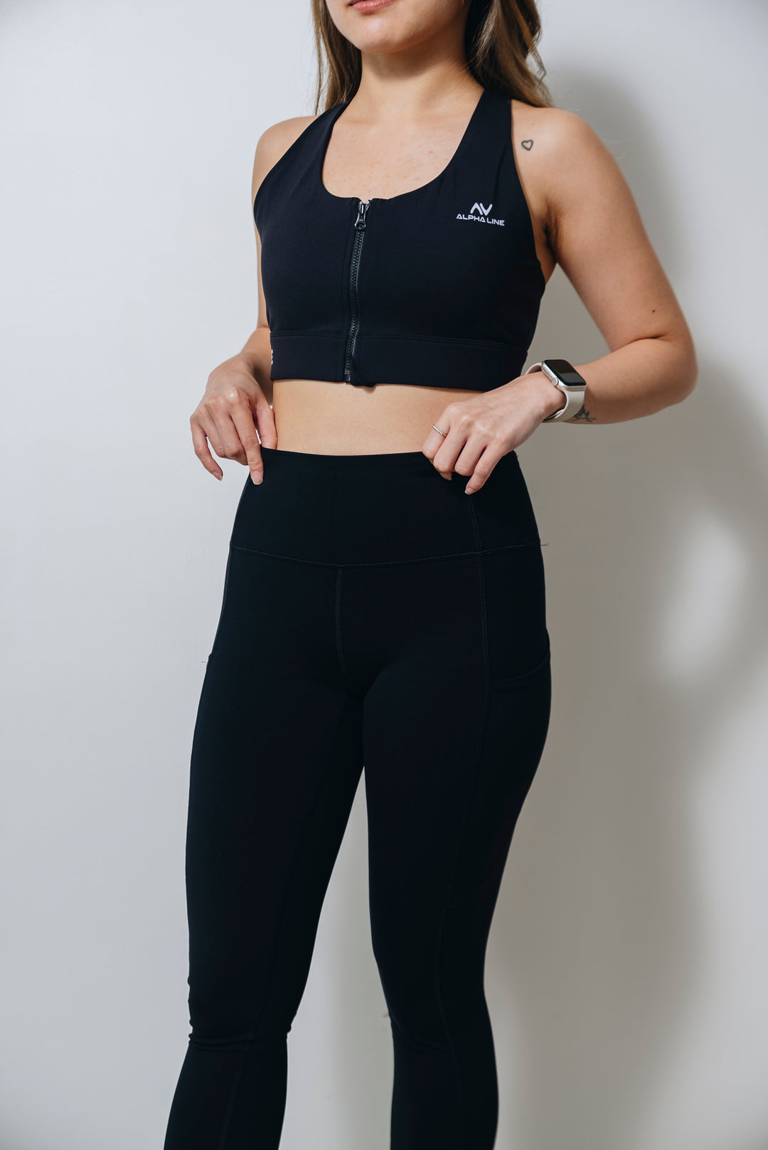 Fast Running Pocket-to-Go Leggings in Jet Black