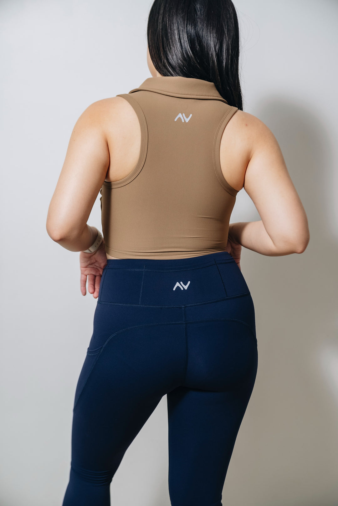 Fast Running Pocket-to-Go Leggings in Midnight Blue