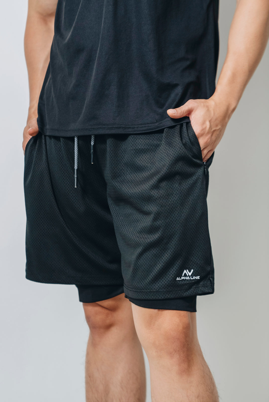 Airflow Training Shorts in Jet Black