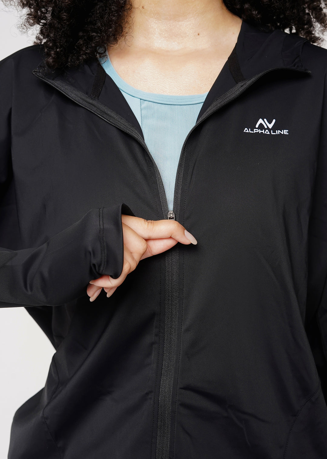 Ultra Skim Quick-dry Hoodie Jacket in Crow Black